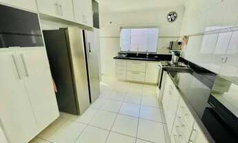 Imagem 5: Casa para venda possui 177 metros quadrados com 4 quartos em Jardim Utinga - Santo André