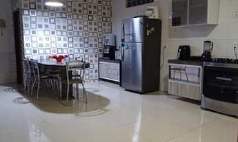 Imagem: Casa para venda possui 200 metros quadrados