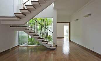 Imagem 2: Casa reformada e ensolarada no Jardim Paulistano