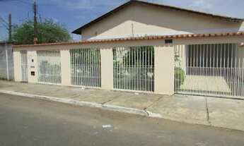 Imagem: Casa com 3 quartos - Bairro Vila São Francisco