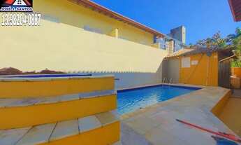 Imagem 3: Casa de condomínio p aluguel e venda á 150 metros praia, possui 83 metros quadrados com 2