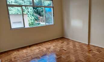 Imagem: Apto Centro, frente, amplo, fino trato