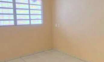 Imagem 3: Casa em Itapuã com amplo espaço, perto de todo comercio e inclusive da praia