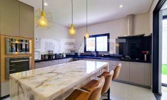 Imagem 7: Sobrado para venda com 192 metros quadrados com 3 quartos