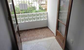 Imagem 7: Apartamento de frente, sol da manhã, em excelente localização! Composto por 2 quartos (sen