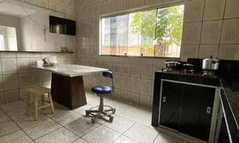 Imagem 3: LOTE COM SOBRADO E 5 SALAS COMERCIAIS