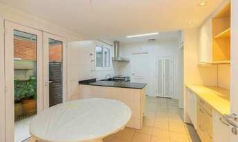 Imagem 7: Sobrado para venda possui 350 metros quadrados com 3 quartos em Vila Leopoldina - São Paul