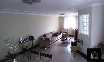 Imagem 4: Casa para Venda em Belo Horizonte, Castelo, 4 dormitórios, 1 suíte, 2 banheiros, 4 vagas