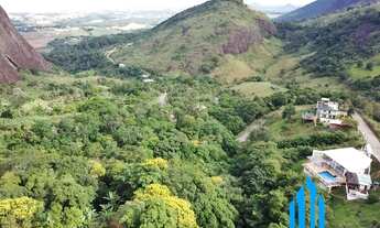 Imagem 3: Casa Cinematográfica em em meio a Mata Atlântica no ponto turístico em Buenos Aires, Guar