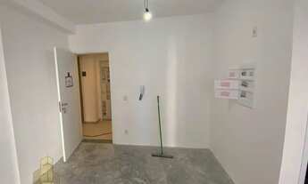 Imagem 2: Apartamento à venda em Alphaville com 2 quartos e 1 vaga por 530 mil