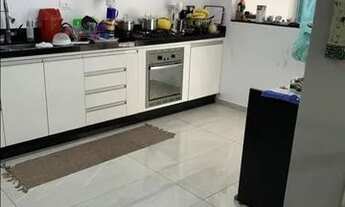 Imagem 7: SOBRADO ,OFERTA ! R$ 850.000,00 , 4 DORMITÓRIOS ( 1 SUITE ) , 4 VAGAS , ESPAÇOSO CANIL