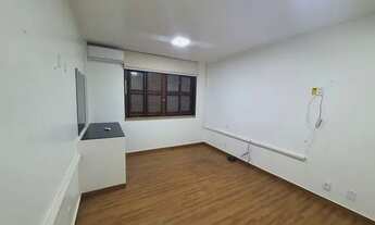 Imagem 4: Casa para aluguel e venda possui 774 metros quadrados com 10 quartos em Calhau - São Luís