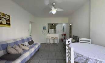 Imagem 3: Apartamento com varanda e vista mar na quadra-mar da Praia das Pitangueiras de 2 quartos