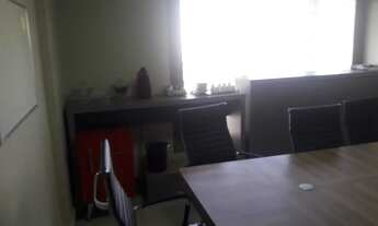Imagem: VENDO sala comercial 41m2 Edf Flamboyant