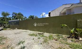 Imagem 4: Casa no Córrego Grande/Santa Mônica - Tradição, Espaço e Localização Est