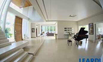 Imagem 5: CASA EM CONDOMÍNIO - TAMBORÉ - SP