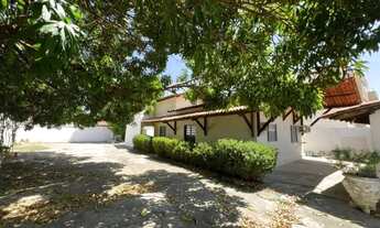 Imagem 5: Casa com 4 quartos e amplo quintal no bairro Cristo Rei (Zona Sul