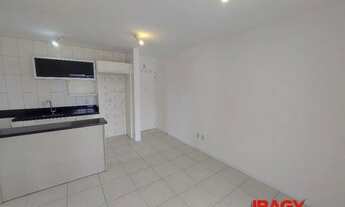 Imagem 4: Excelente Apartamento 2 dormitório(s) em Roçado - São José