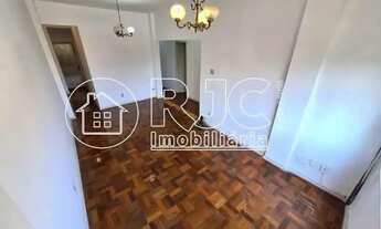 Imagem 2: Imóvel para venda tem 115 metros quadrados com 3 quartos em Tijuca - Rio de Janeiro - RJ