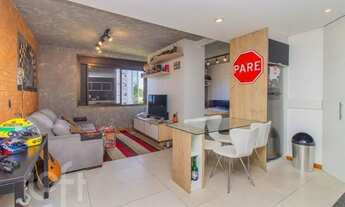 Imagem 3: Imóvel para venda possui 41 metros quadrados com 1 quarto em Três Figueiras - Porto Alegre