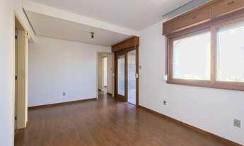Imagem 4: Apartamento no Centro de Pelotas com 88m², 2 dormitórios, 2 salas e sacada. Andar alto, be