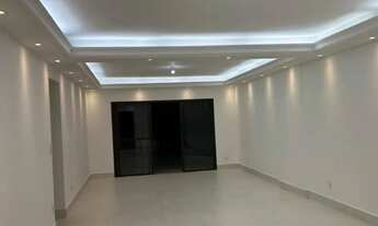 Imagem 5: Apartamento totalmente modernizado elétrica ,pisos, balheiros pias, torneiras,fios, etc