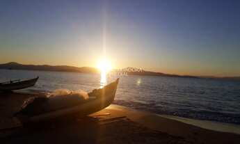 Imagem 2: Casa 3 dormitórios 200m2 privativos 4 vagas de garagem no bairro Cachoeira do Bom Jesus