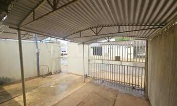 Imagem: Casa 2/4 Costa Verde na Rua Benedito Curvo