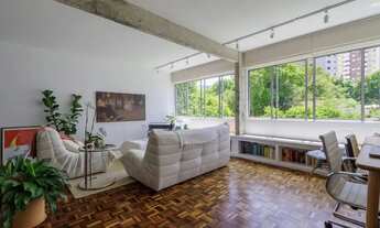 Imagem 3: Apartamento com dois quartos (reformado) no Ahú