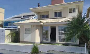 Imagem: Casa com 5 Dormitórios, 2 garagens - Coqueiros