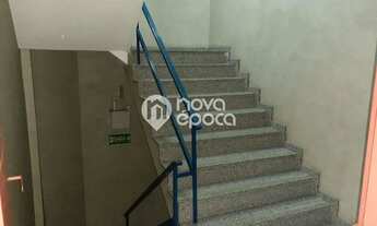 Imagem 5: Riachuelo Galpão / depósito com 5 vagas na garagem