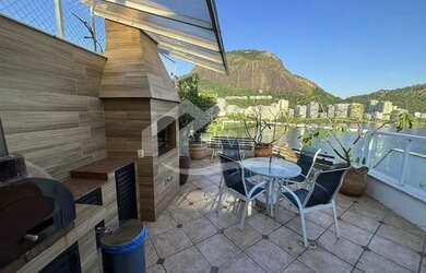 Imagem 2: LUXUOSA COBERTURA TRIPLEX COM VISTA PARA A LAGOA