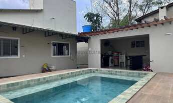 Imagem: Vendo Casa 4 Quartos com Piscina - Quintal