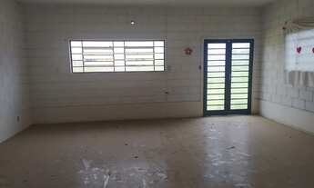 Imagem 5: Galpão/Depósito/Armazém para aluguel possui 450 metros quadrados com 5 quartos