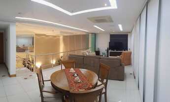 Imagem 3: Cobertura duplex para venda possui 489 metros quadrados com 5 quartos