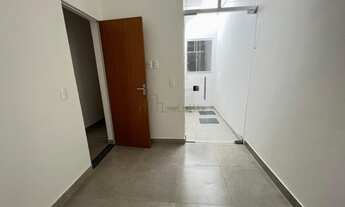 Imagem 2: Casa com 2 quartos para alugar no Calafate