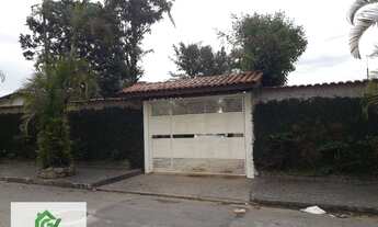 Imagem: Casa com 6 dormitórios à venda, 200 m²