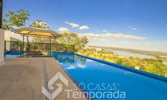 Imagem: Casa de alto padrão em condomínio, portaria