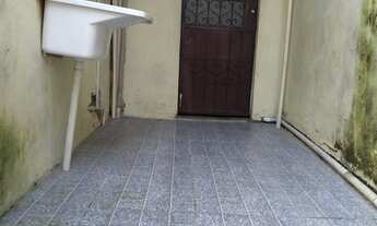 Imagem 5: Aluga-se uma kitinet incluso água e luz