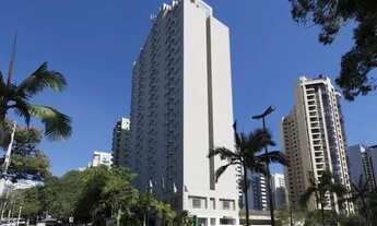 Imagem 2: Flat disponível para locação no Quality Suites Alphaville, com 32m², 1 dormitório e 1 vaga