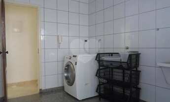 Imagem 7: Apartamento de 1 dormitórios sendo 1 suíte à venda no bairro do Boqueirão - Santos, reform