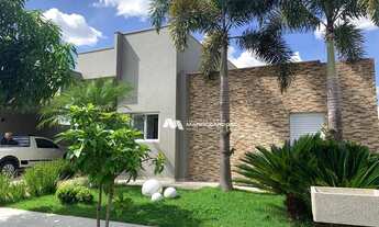 Imagem 3: Casa com 3 dormitórios à venda, 240 m² por R$ 1.320.000,00 - Golden Park Residence - Miras