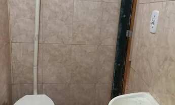 Imagem 3: Aluga-se kitnet Quarto com aluguel por R$350 /mês