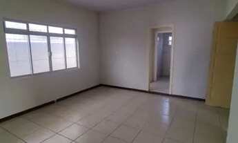 Imagem 7: Próximo ao Centro Casa de 1 suite + 1 dormitório com ampla área externa atras Vila Operári