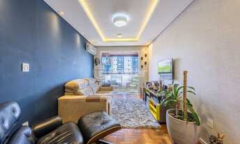 Imagem 5: Cobertura para venda possui 111 metros quadrados com 2 quartos em Passo da Areia - Porto A