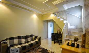 Imagem: Casa à Venda - Assunção, 4 Quartos, 316