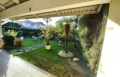 Imagem 4: Casa de condomínio para aluguel e venda com 284 metros quadrados com 4 quartos