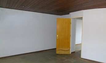 Imagem 5: SARÁTY ALUGA: Excelente casa comercial na Batista Campos