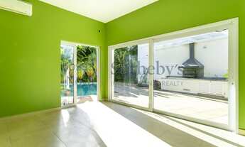 Imagem 7: Casa em rua tranquila