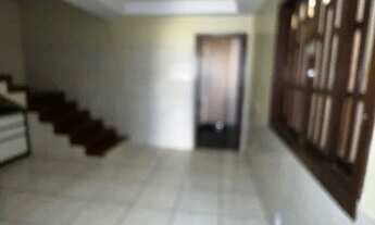 Imagem 2: 2 quartos, suíte,garagem, área de churrasco?